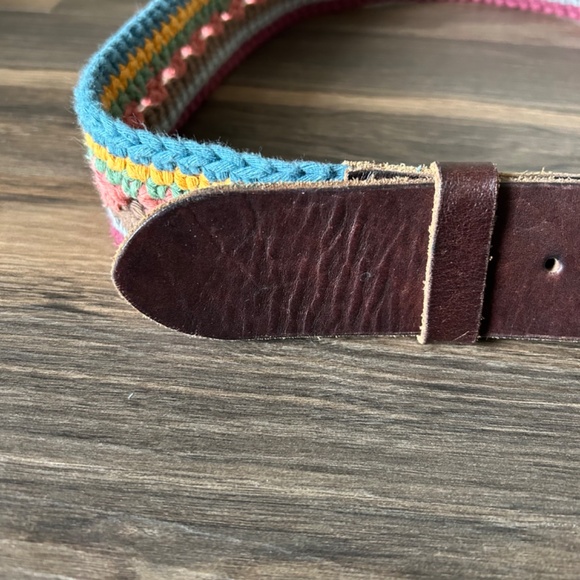 Lucky Brand crochet and leather belt - Picture 5 of 11